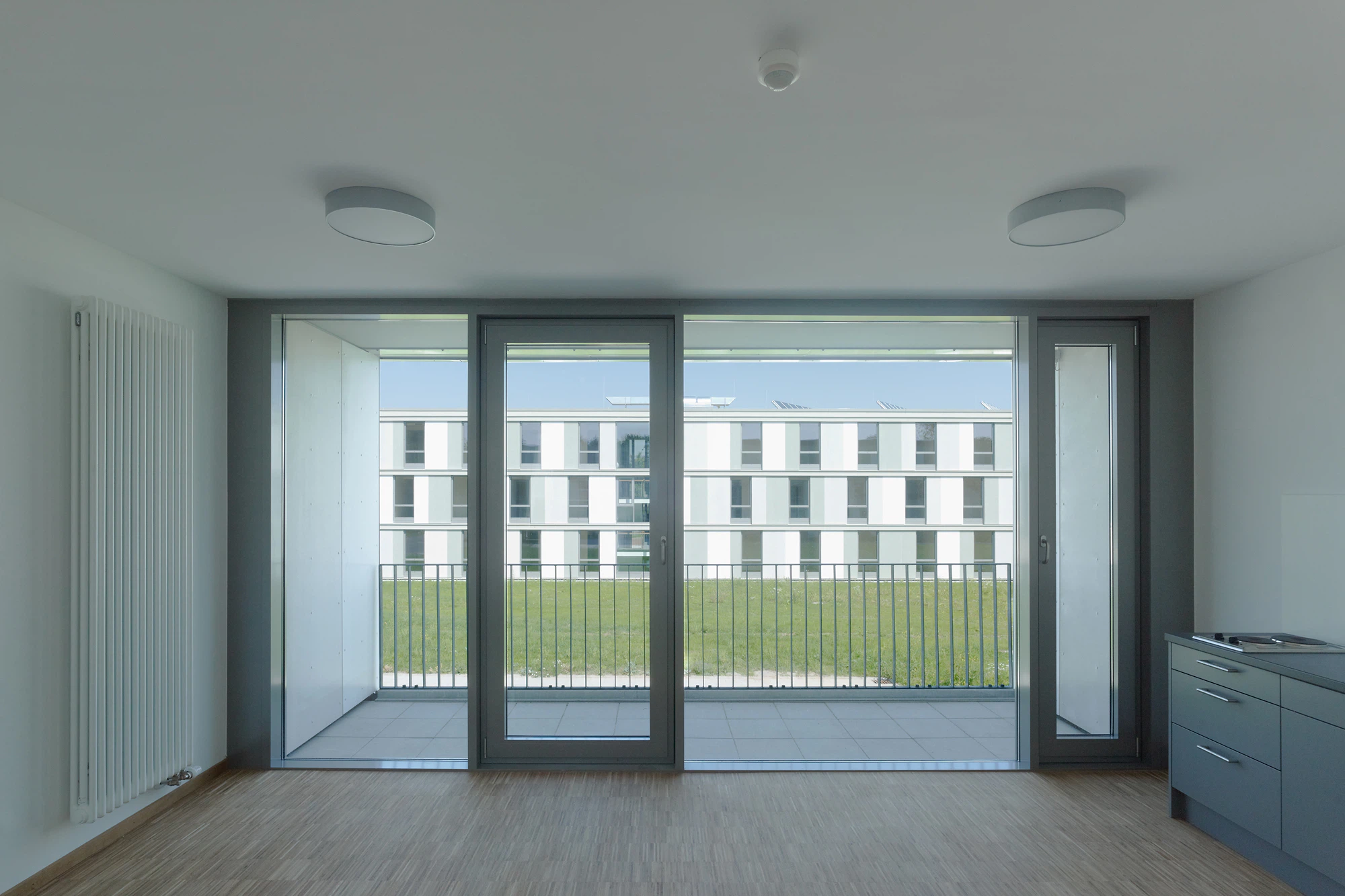 Unterkunftsgebäude Rommel Kaserne Dornstadt (Fotos ©: wolframjanzerarchitekturbilder)