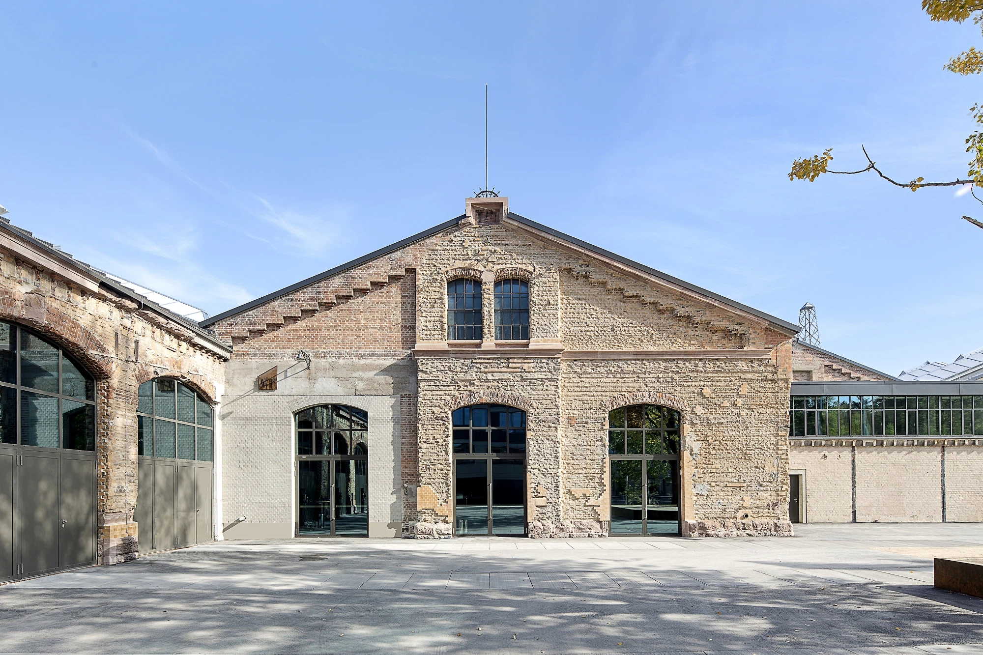 Wagenhallen Stuttgart. Eingang Kulturbetrieb, Foto: Daniel Stauch