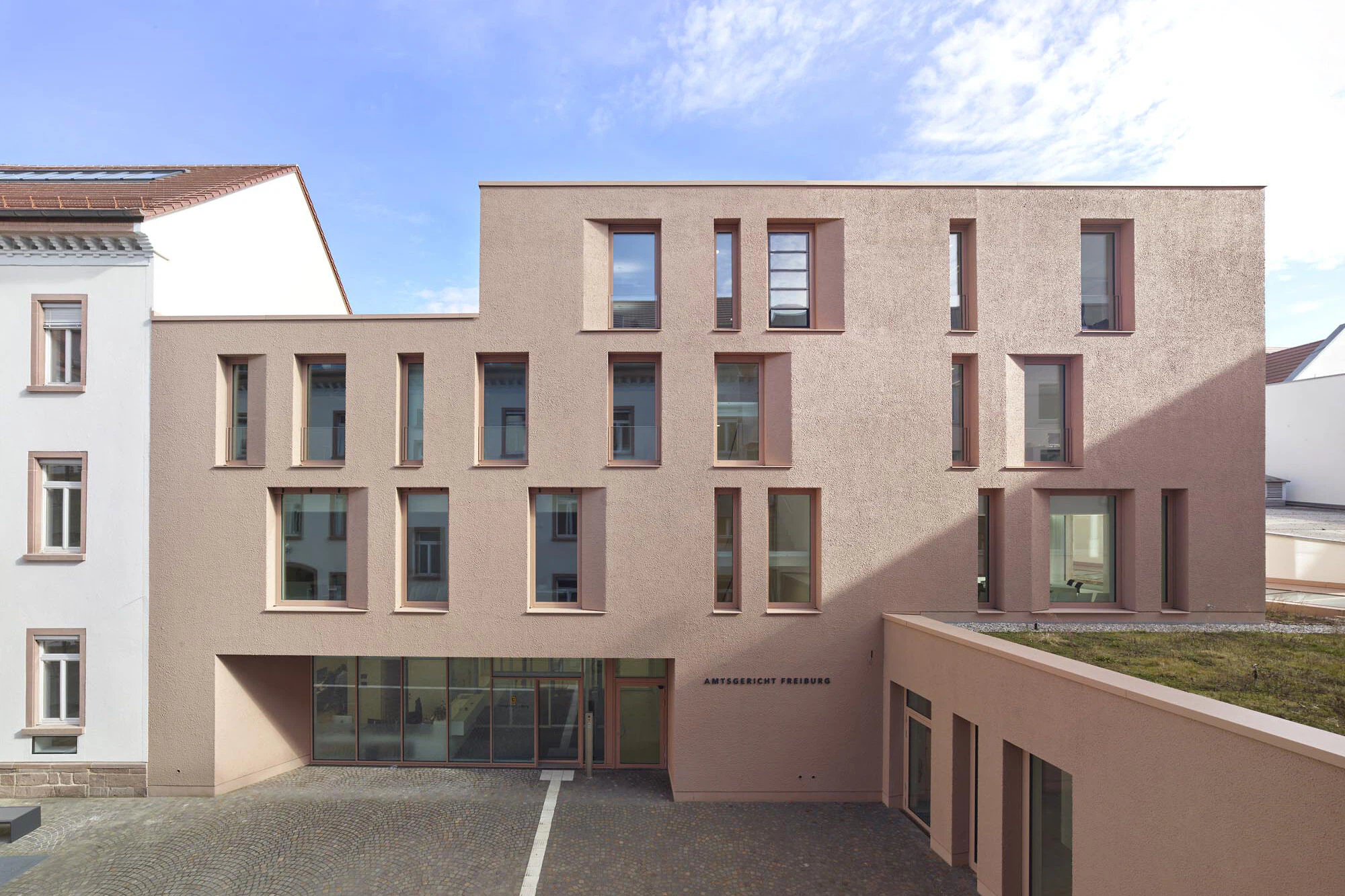 Foto: Roland Halbe