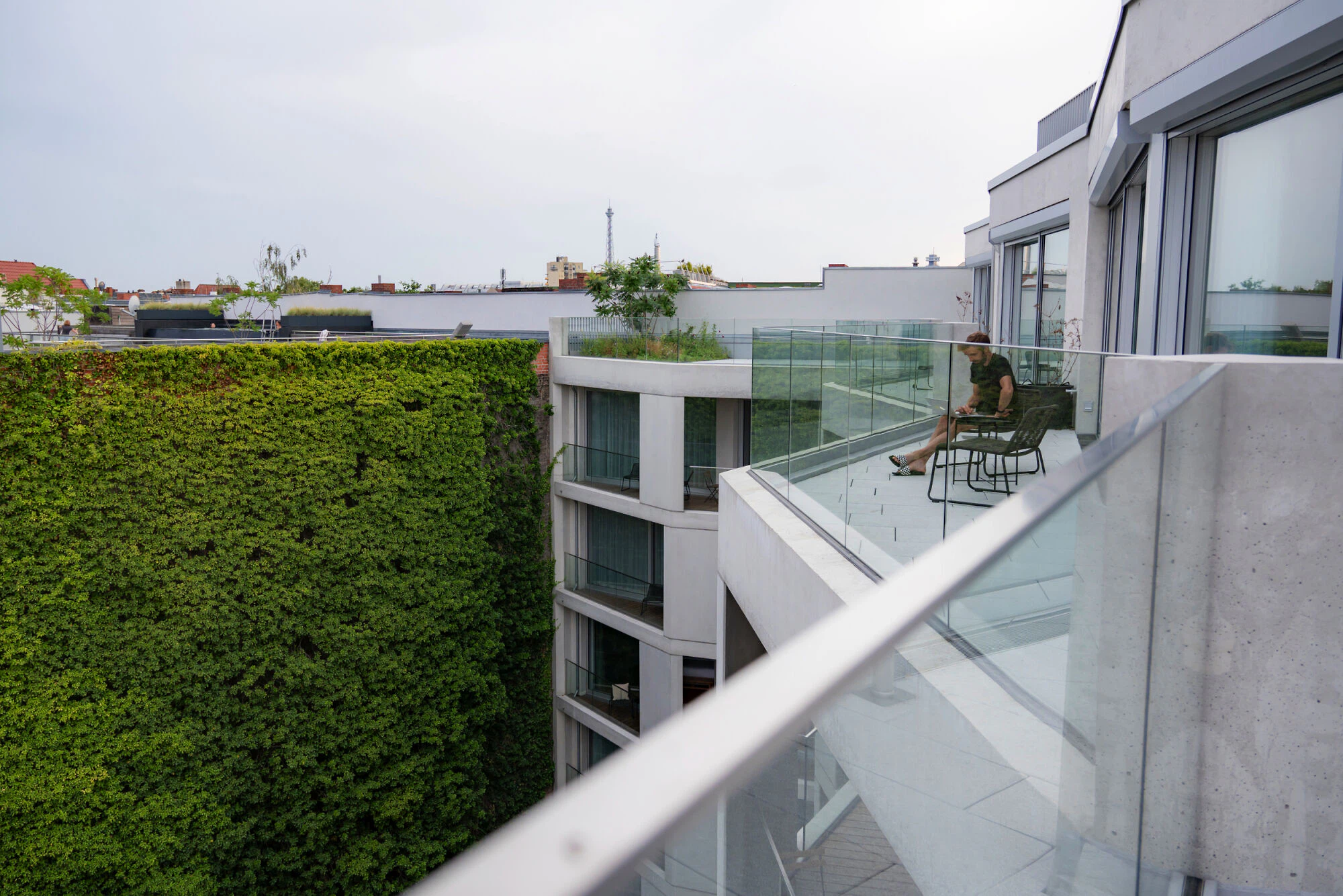 Slowdown Hotels/Alenka Kürner & Mats Ramus